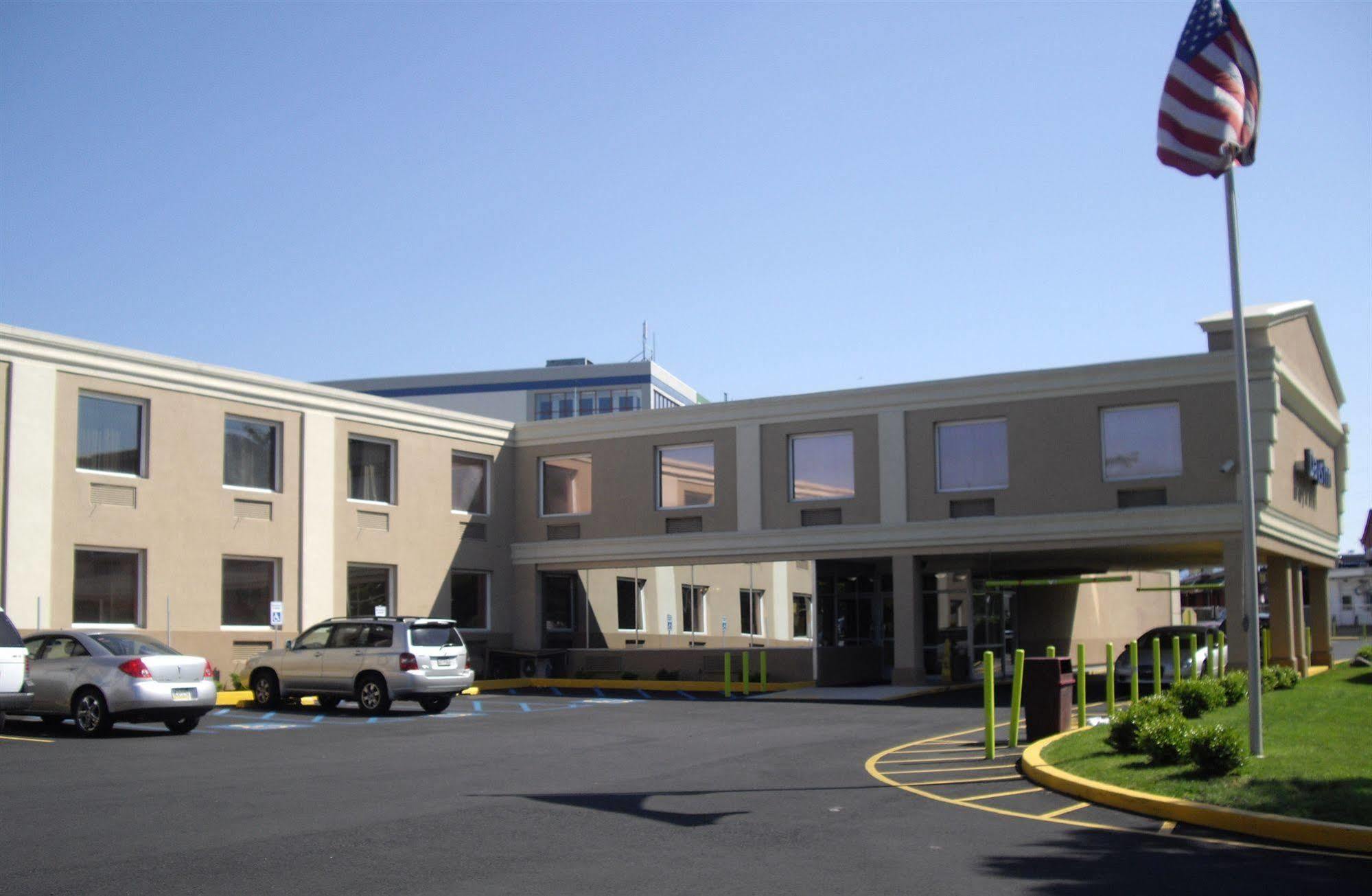 Rodeway Inn Philadelphia Exterior photo